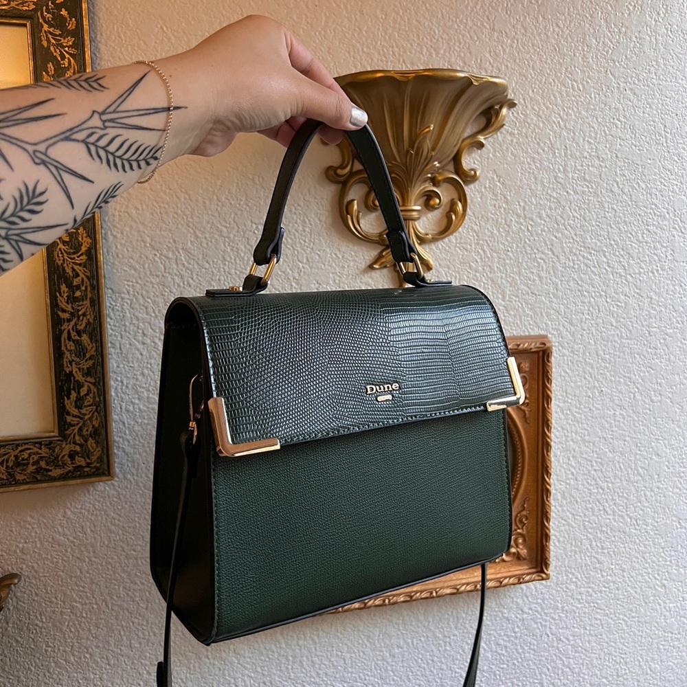 SOLD Dune London Crossbody Bag w/ top handle✨